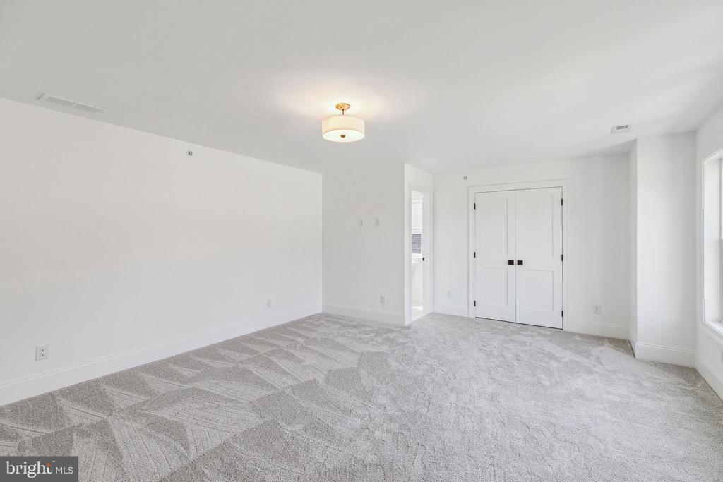 109 Eagle Drive