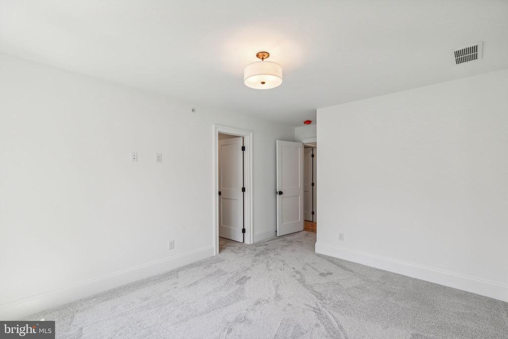 109 Eagle Drive