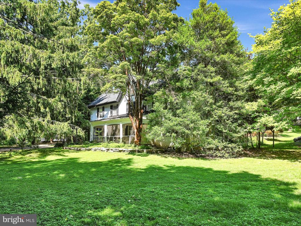 3901 Gradyville Rd