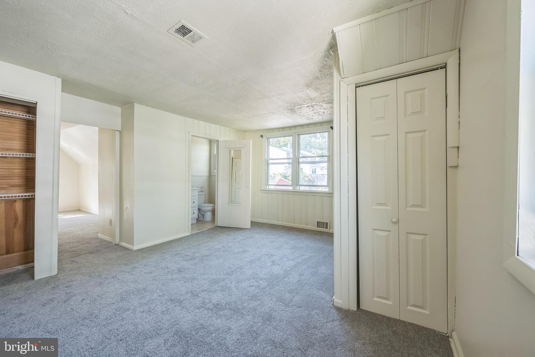 23 W Ridge Rd