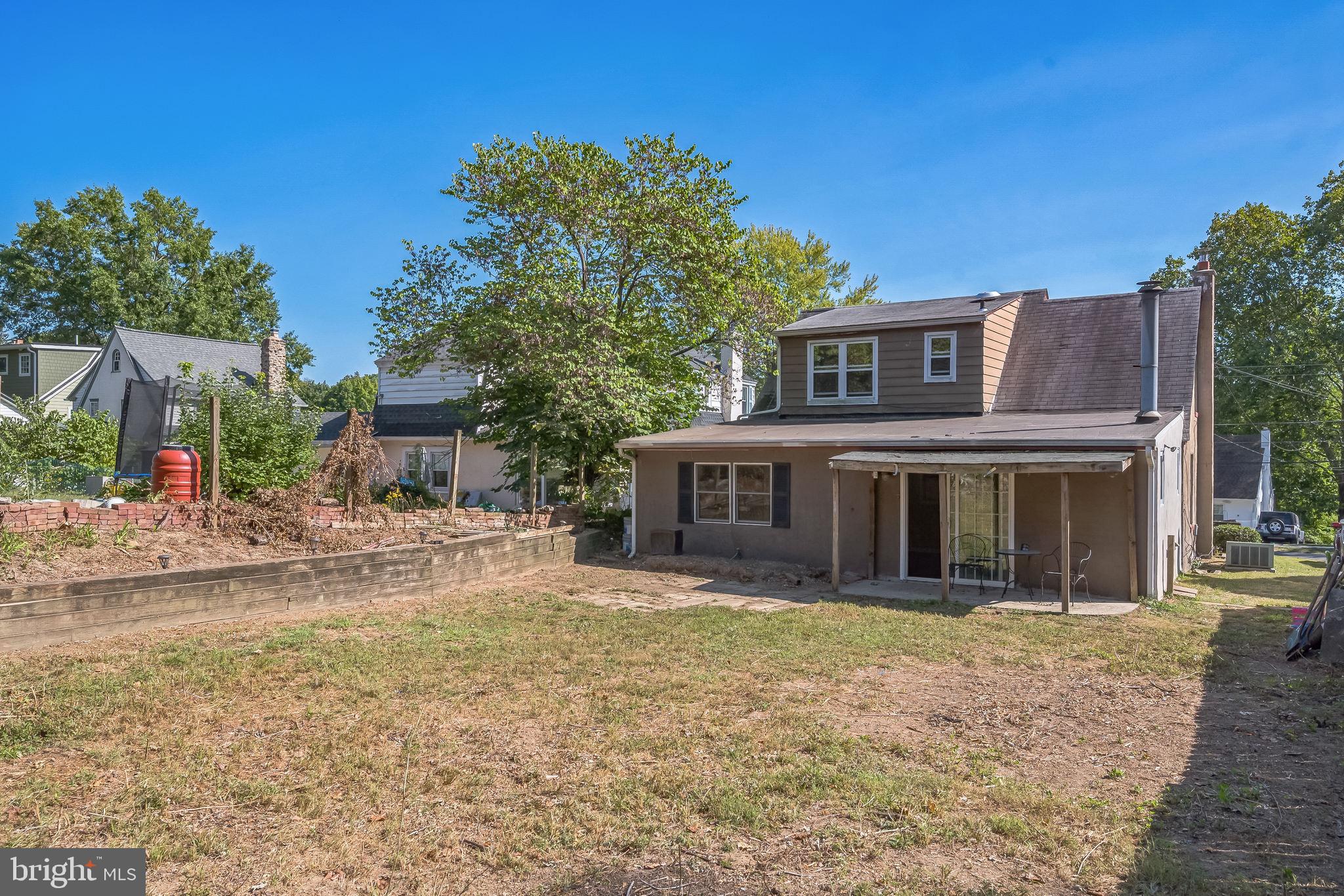 23 W Ridge Rd