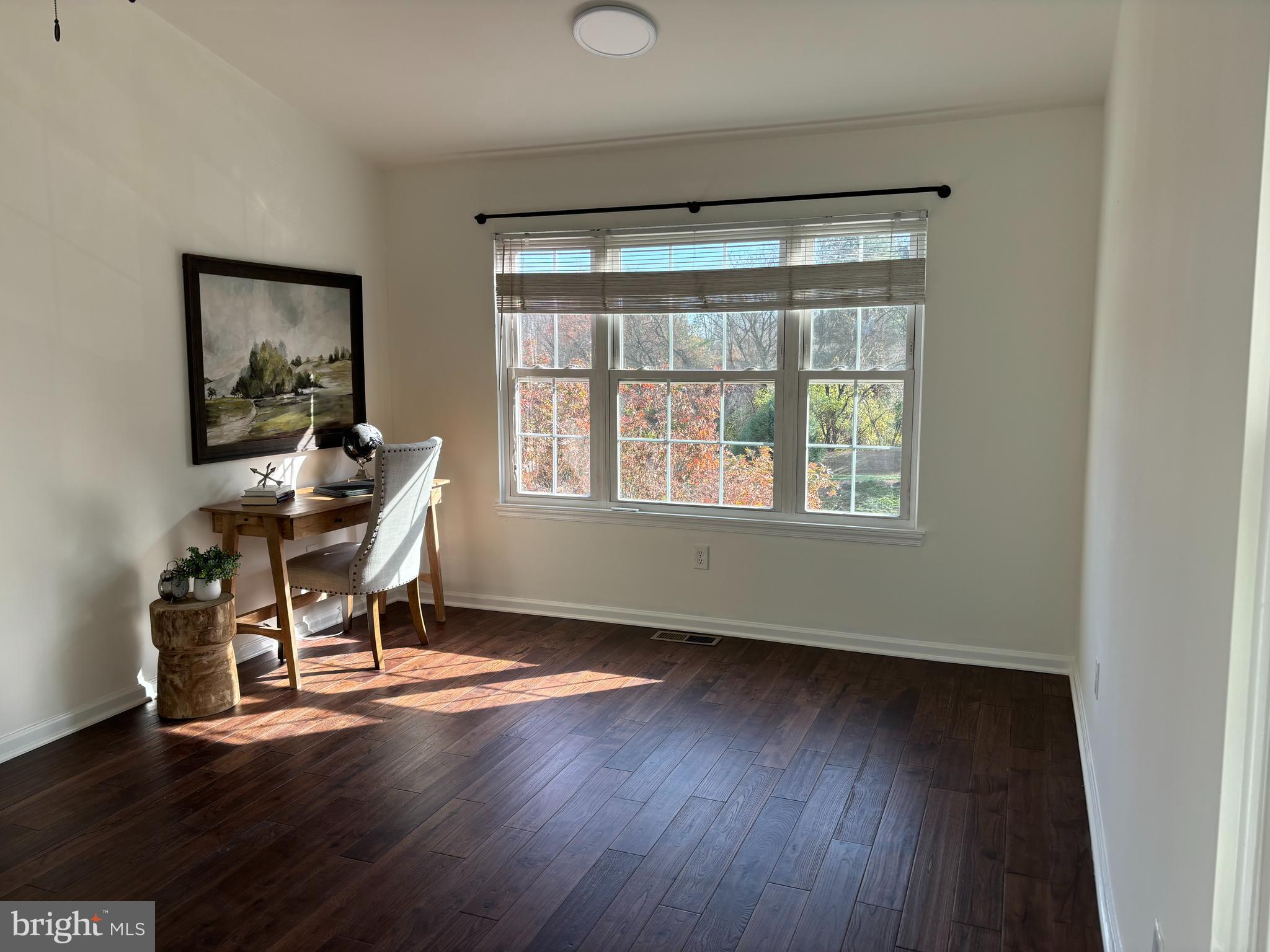 125 Deerfield Ct