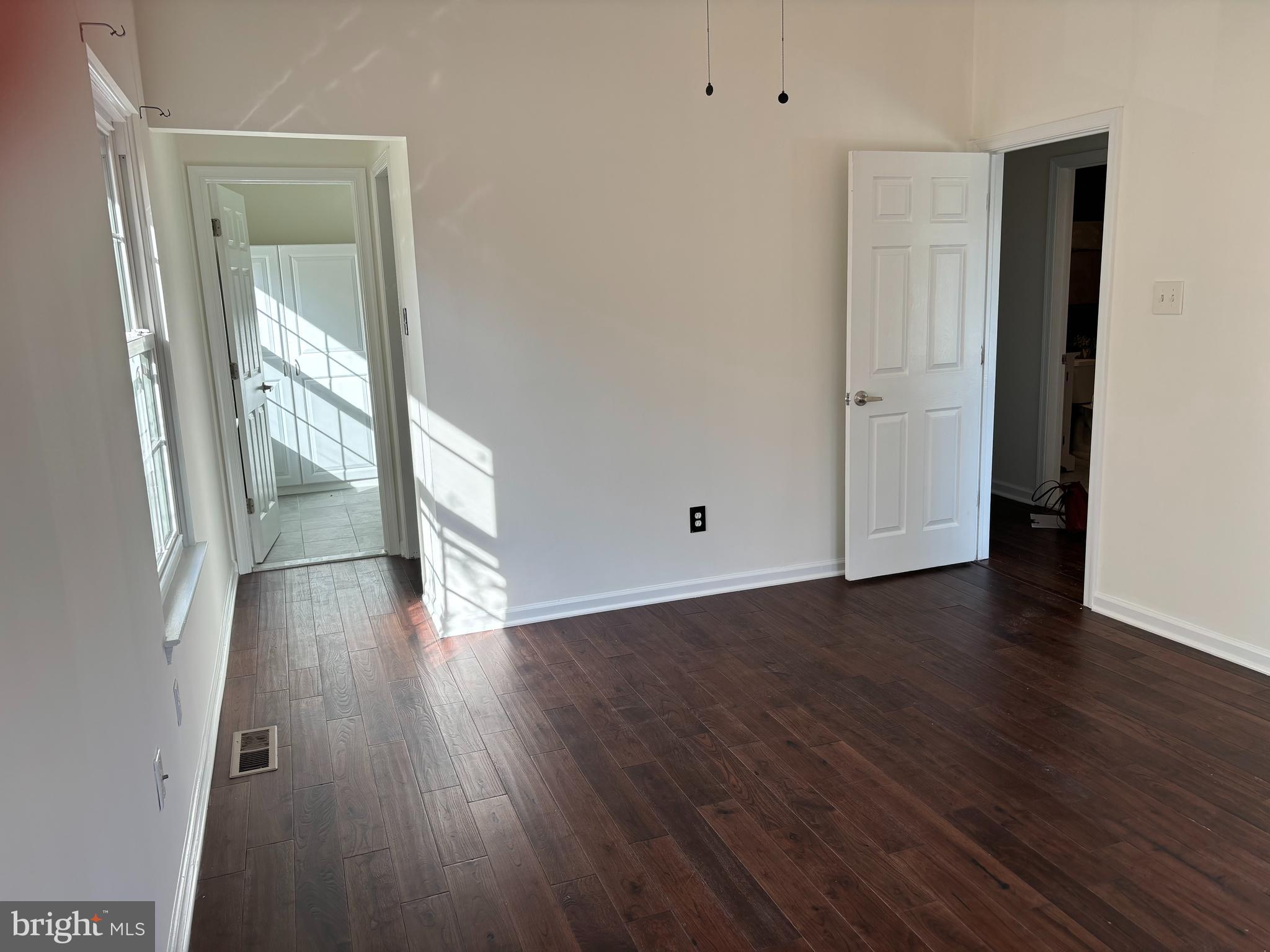 125 Deerfield Ct