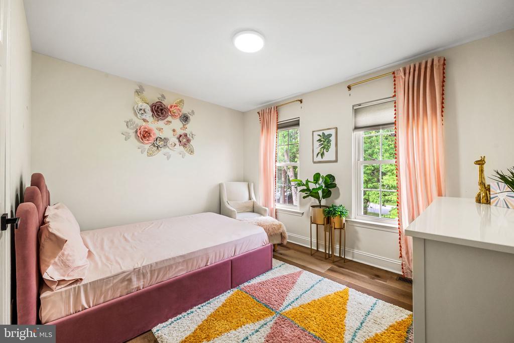 29 James Hayward Rd