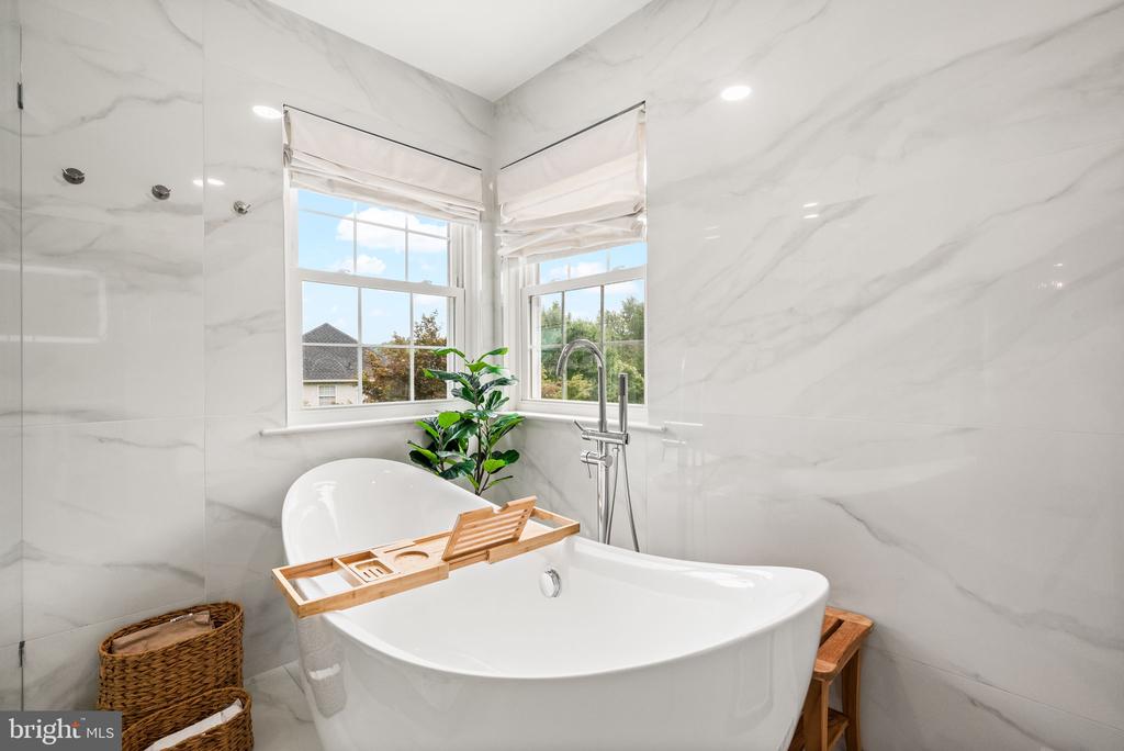 29 James Hayward Rd