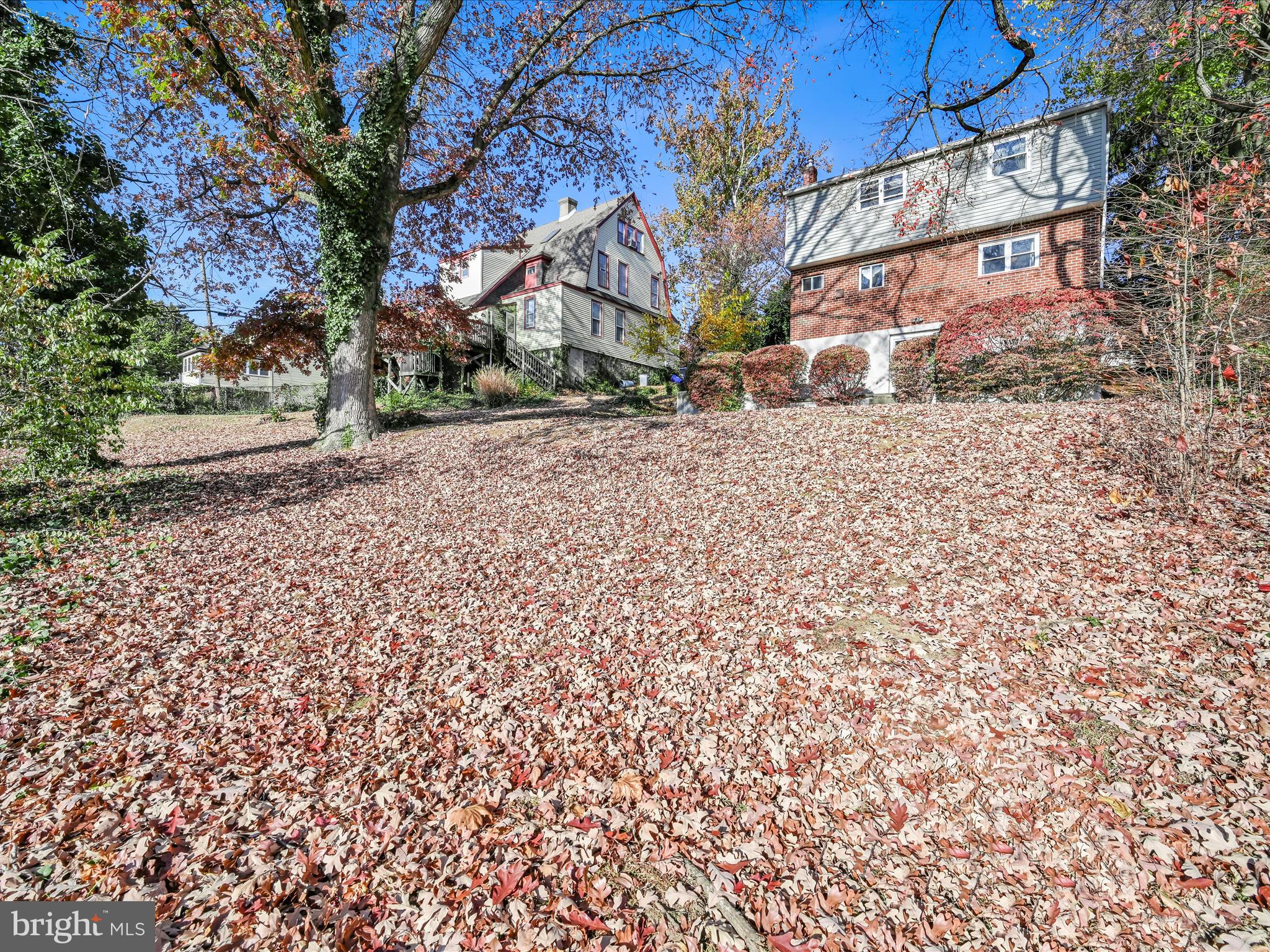 924 Woodside Ave