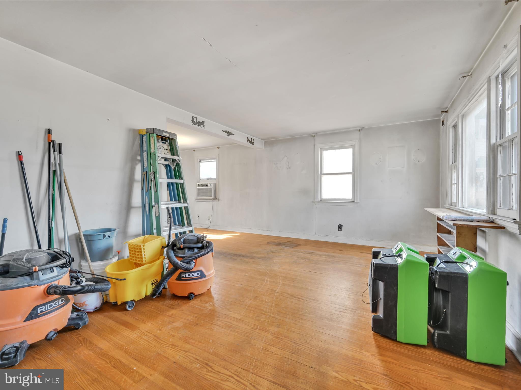 513 Ridley Cir
