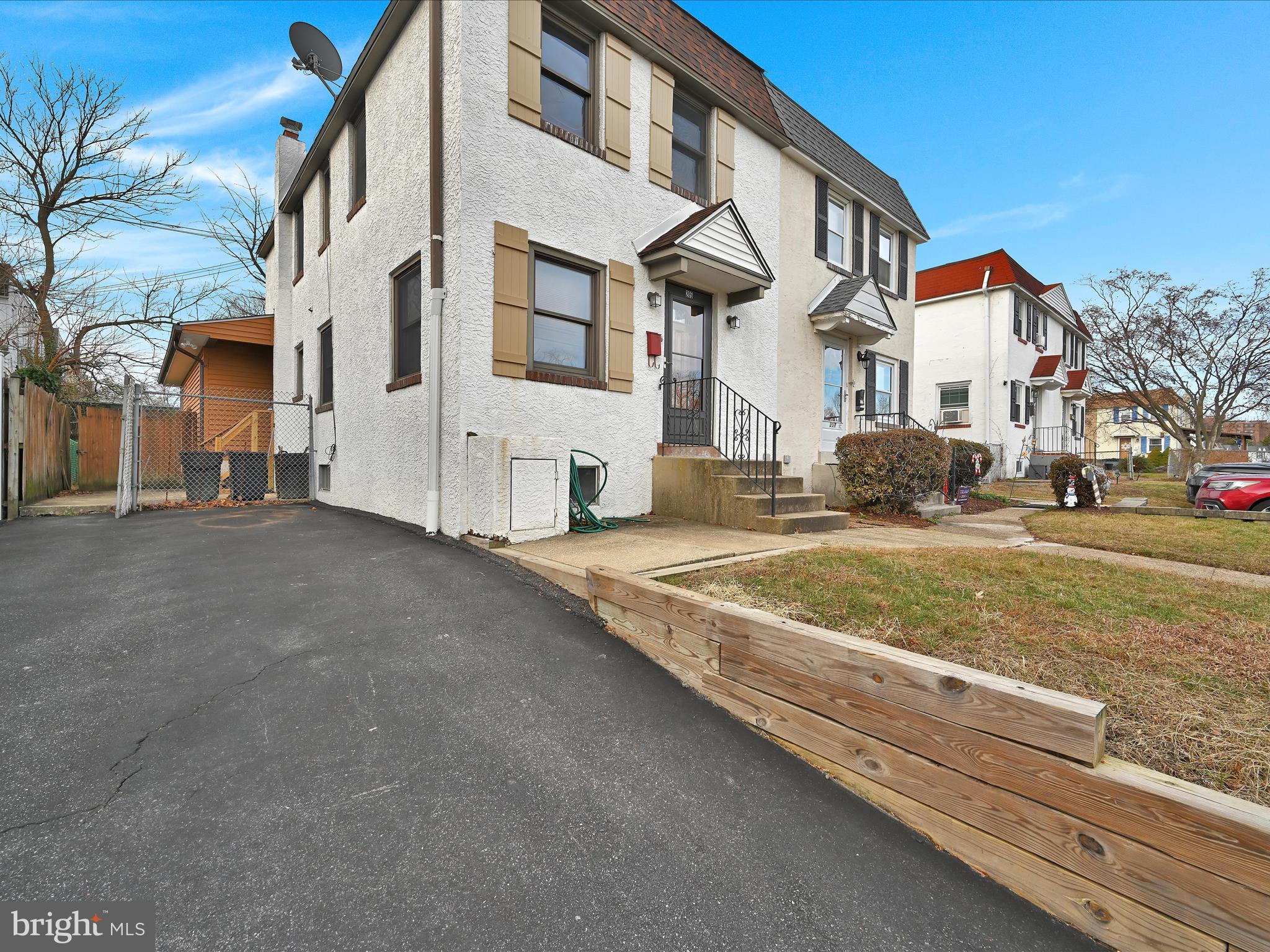 205 Crum Creek Dr