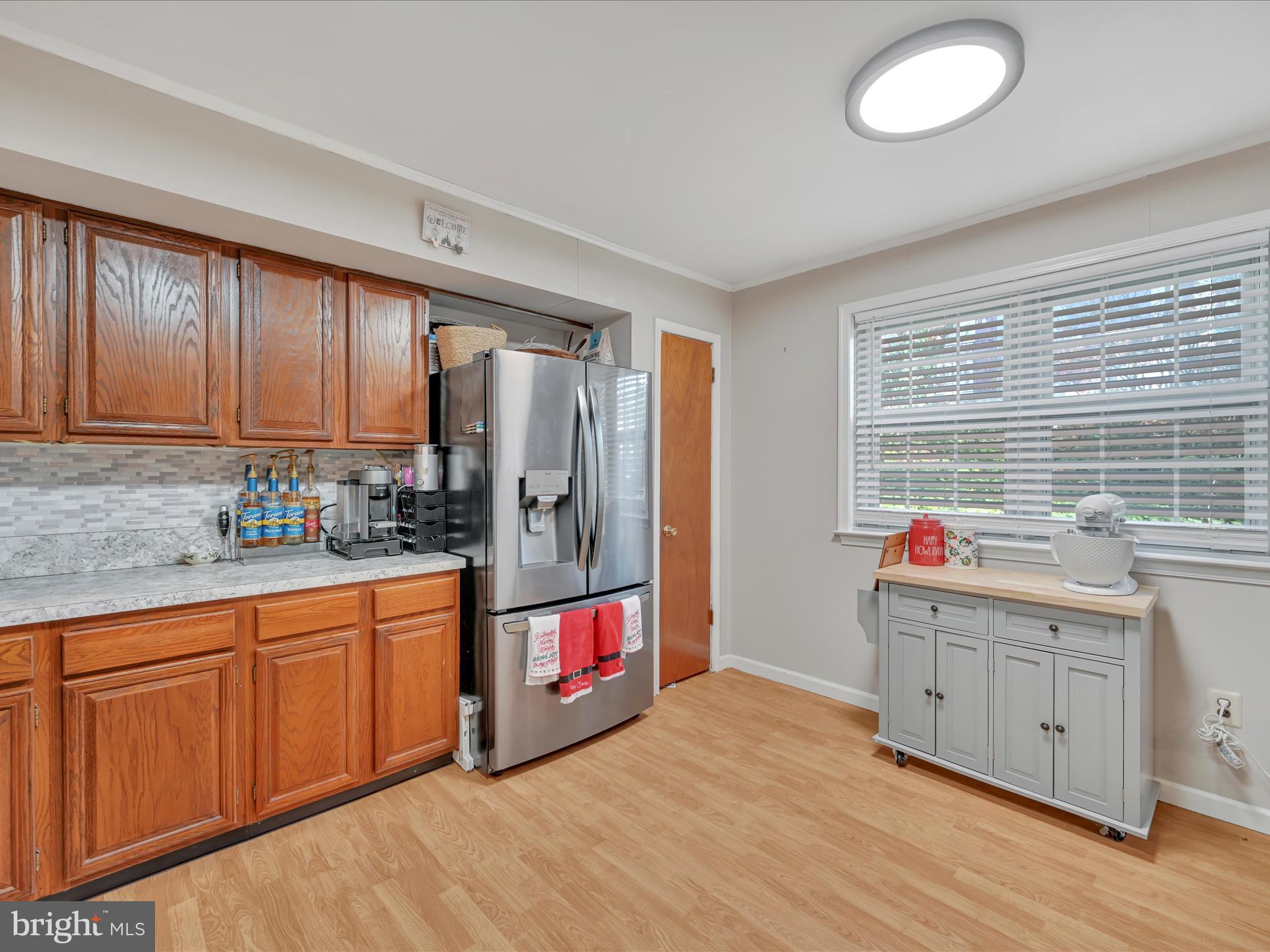 123 W Ridley Ave