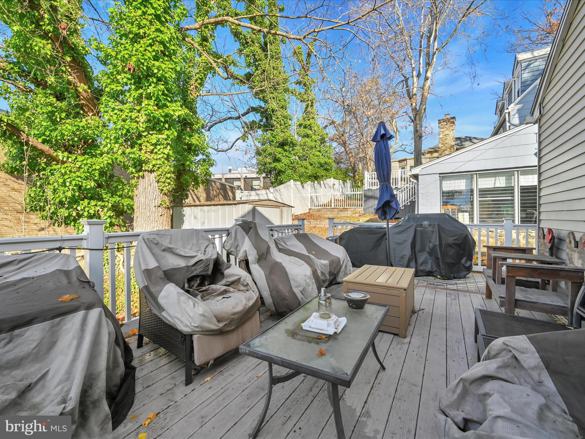 123 W Ridley Ave