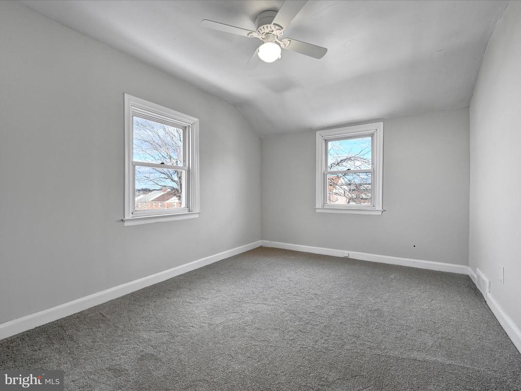 1019 Bryan St