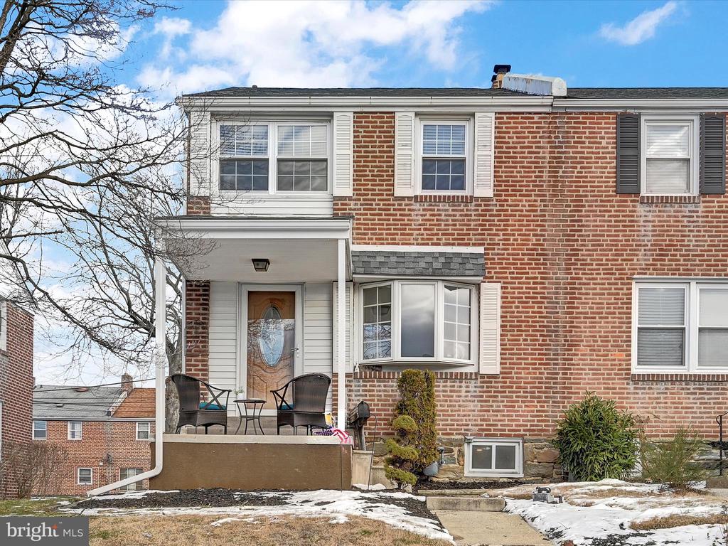 1019 Bryan St