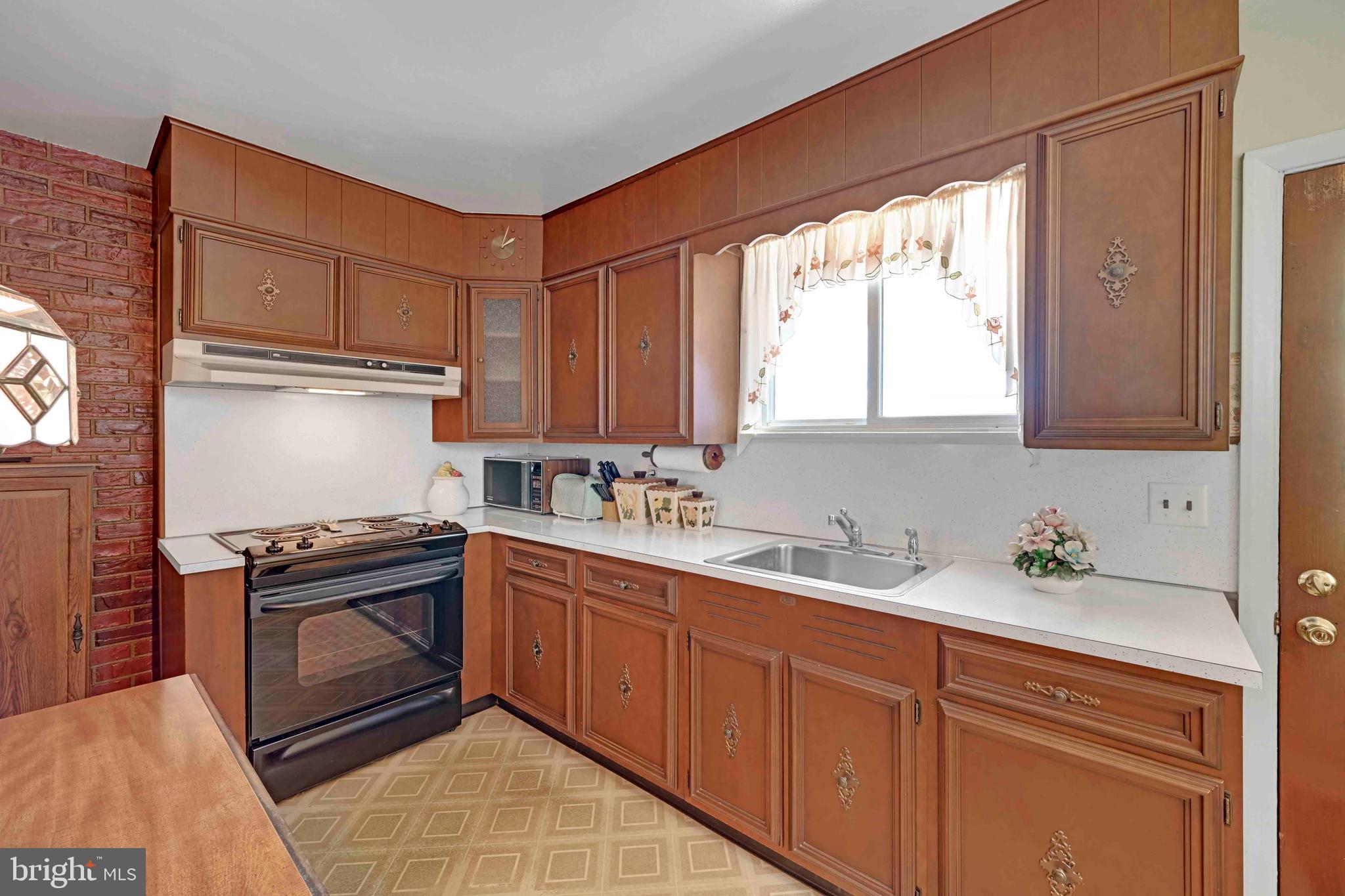 632 OLD LANCASTER RD