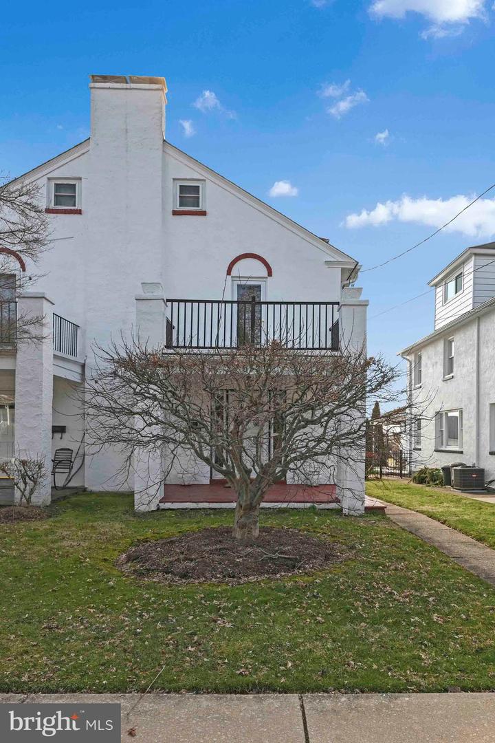 632 OLD LANCASTER RD