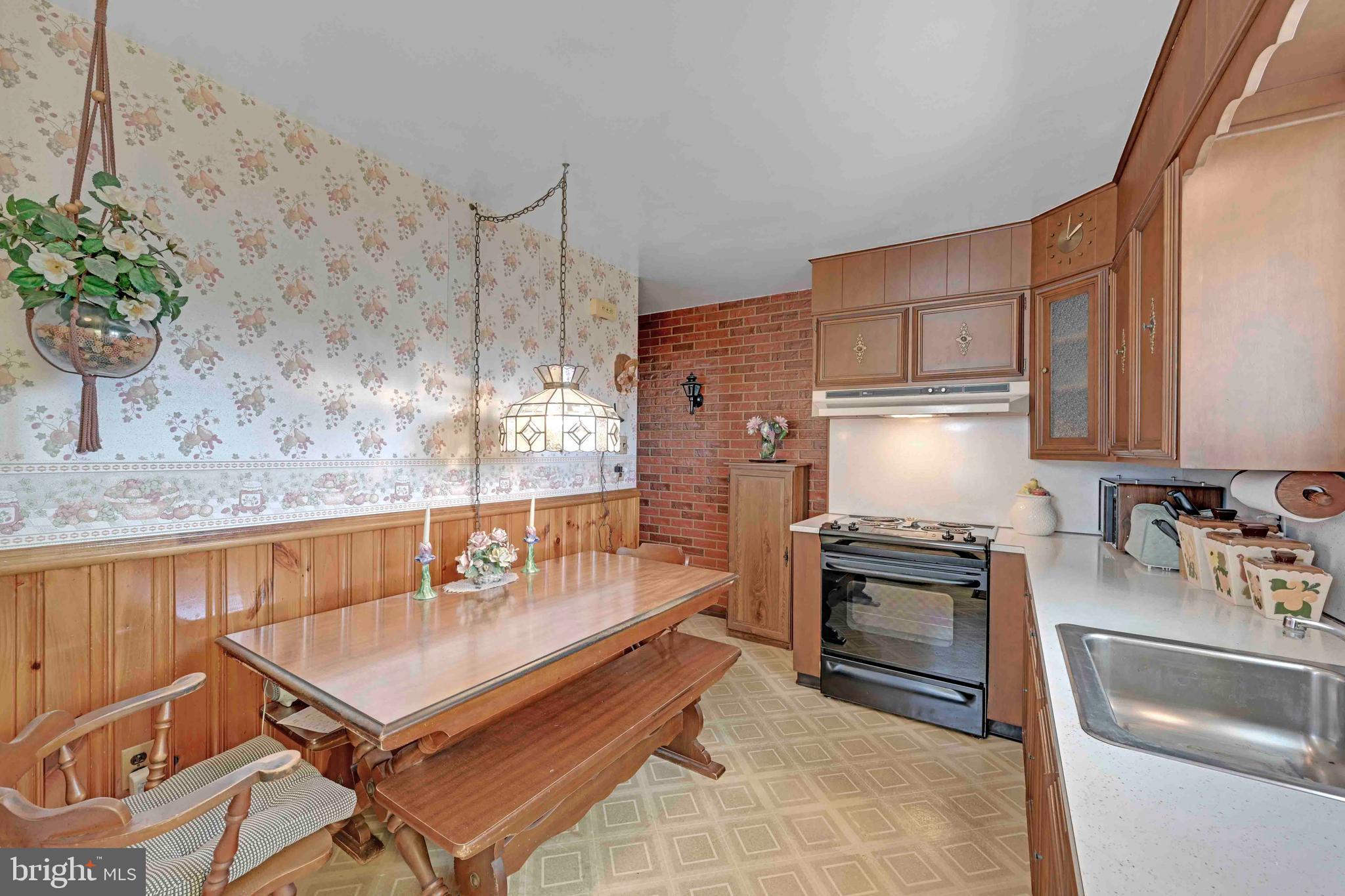 632 OLD LANCASTER RD