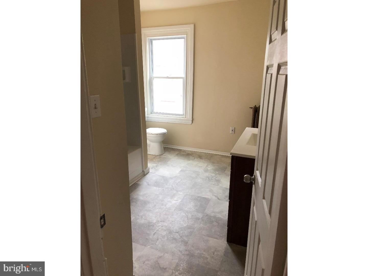 134 E SYLVAN AVE #B