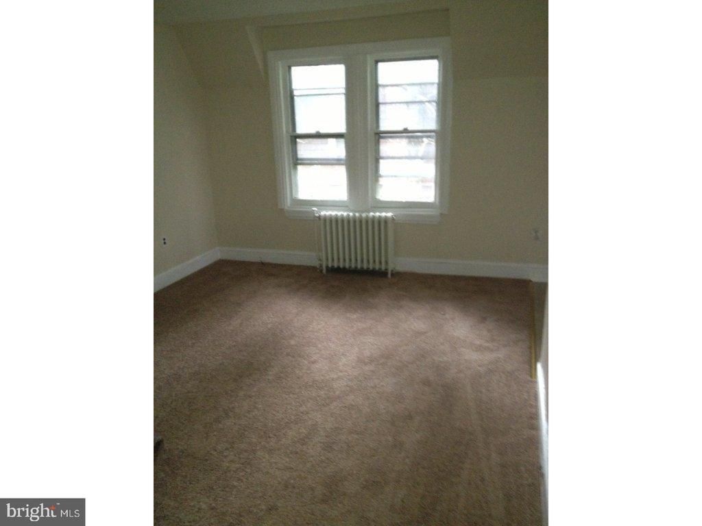134 E SYLVAN AVE #B