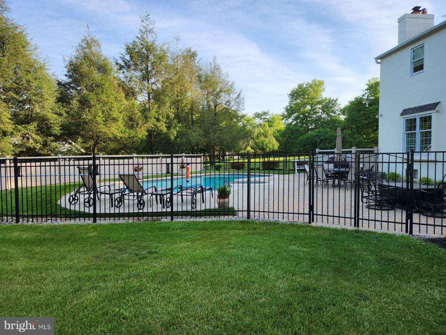131 Sunset View Dr