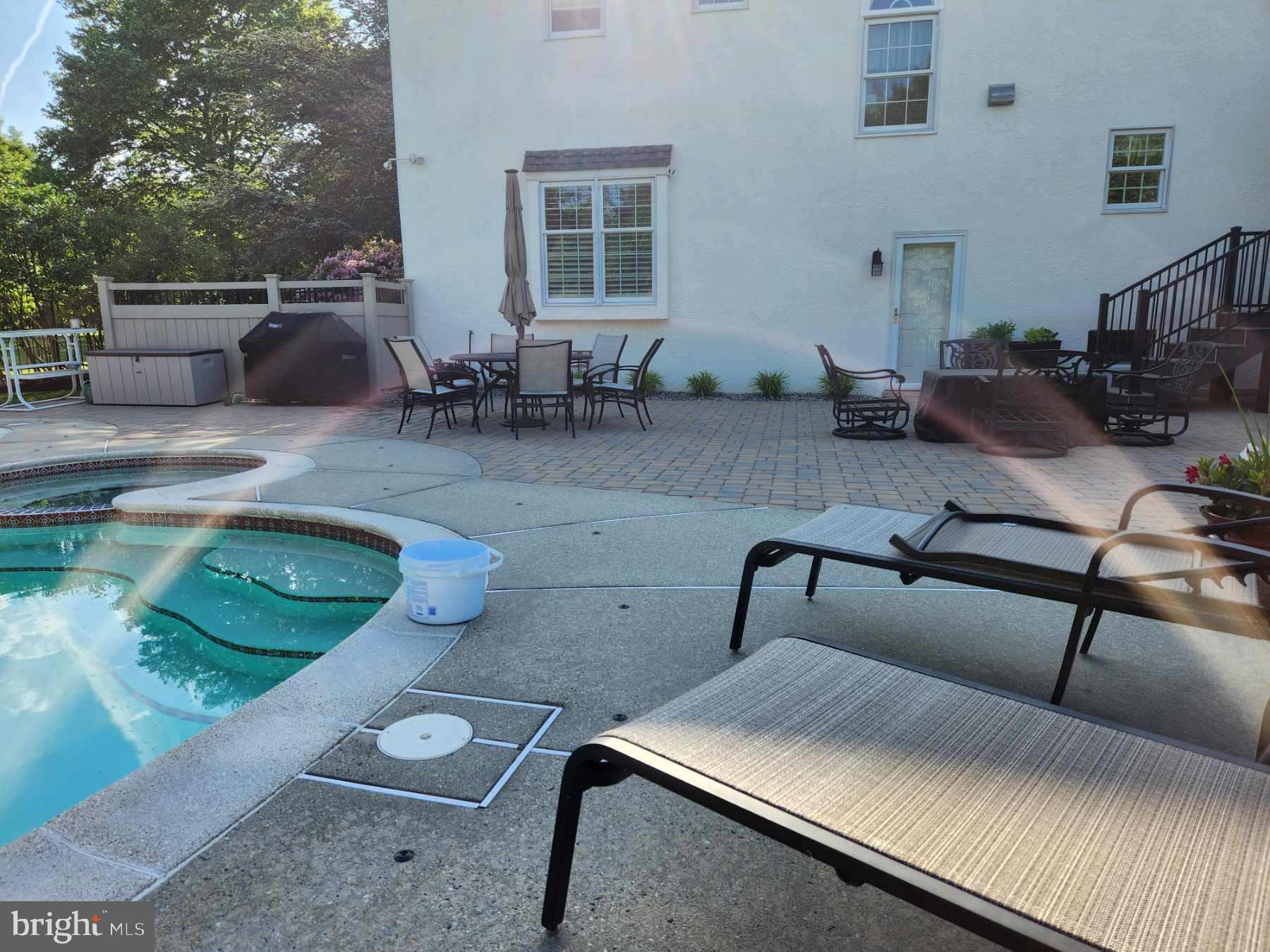 131 Sunset View Dr