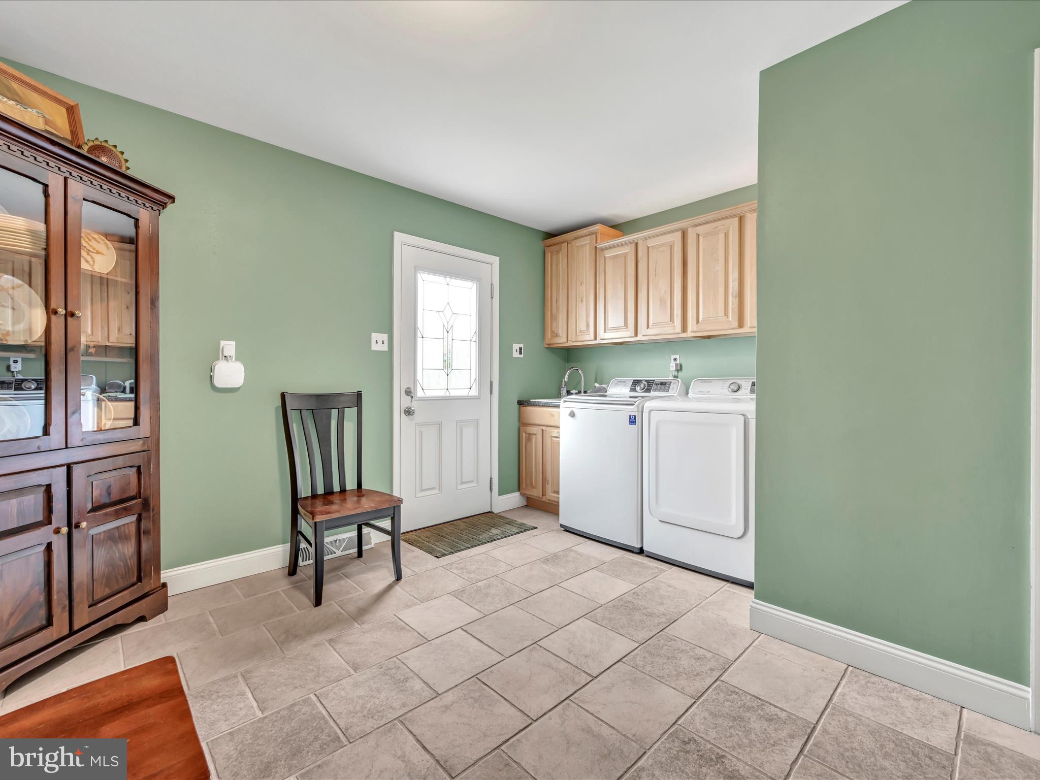 131 Sunset View Dr