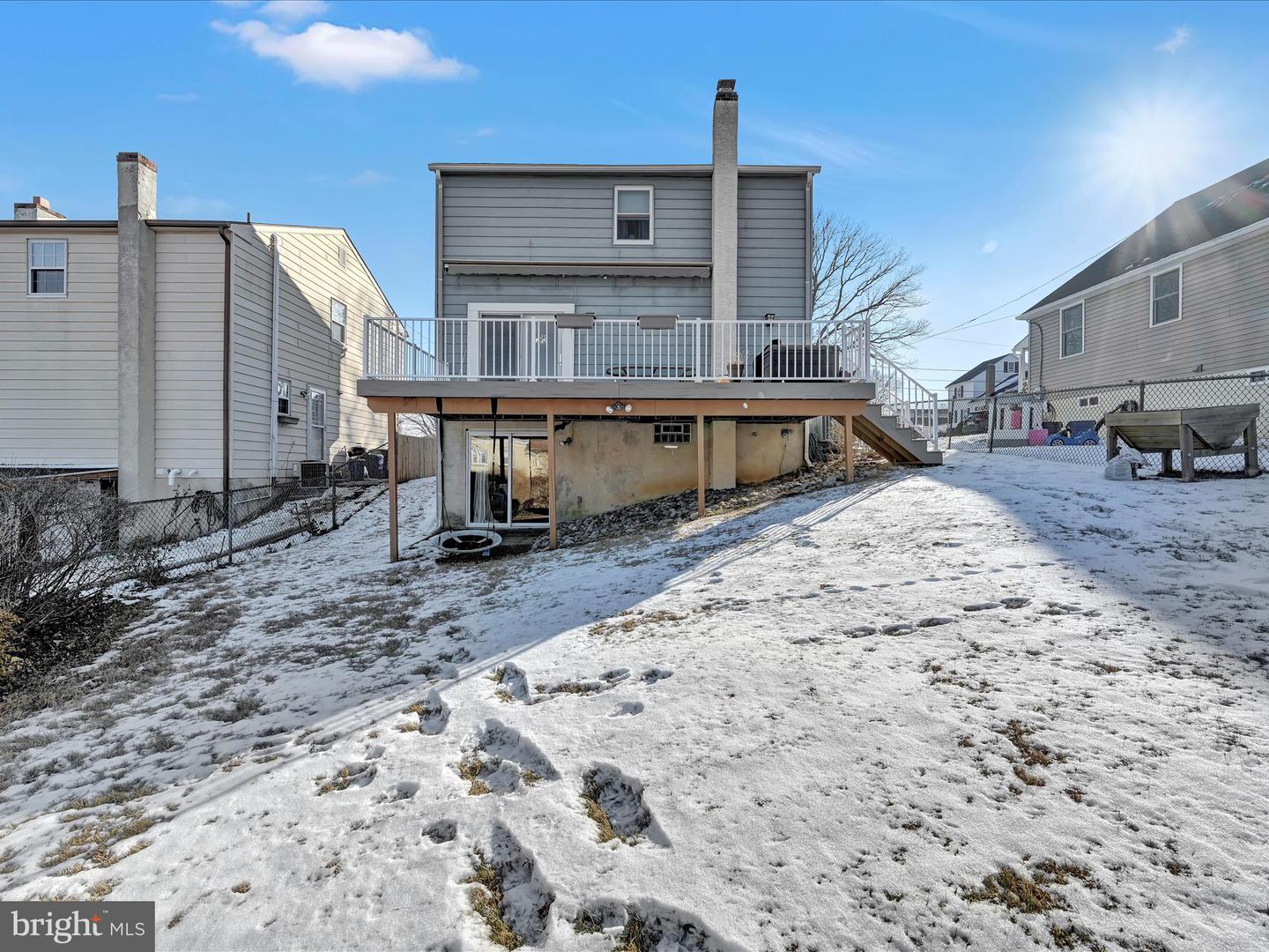 128 2nd Ave