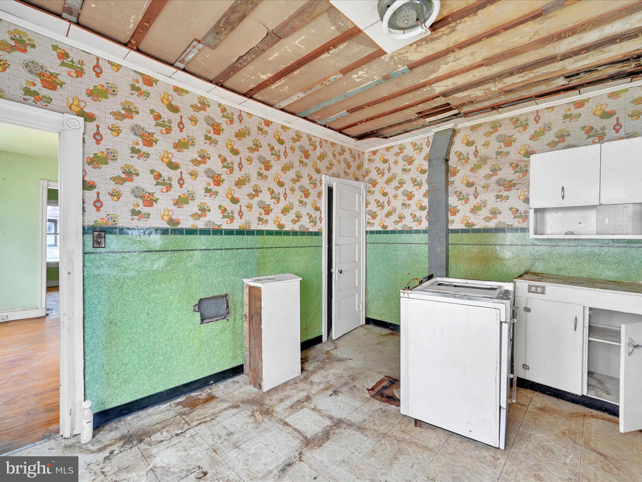 211 Cedar Ave