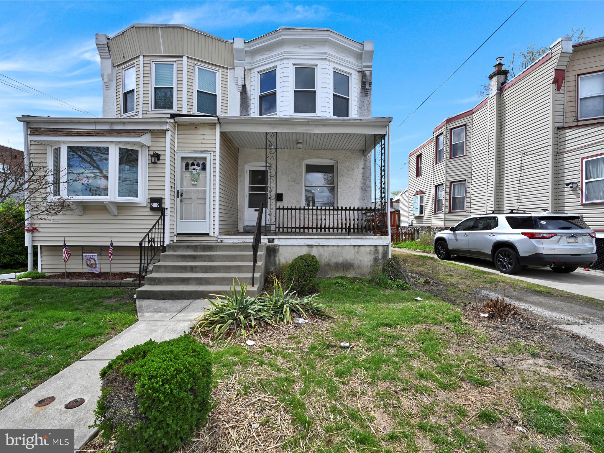 211 Cedar Ave