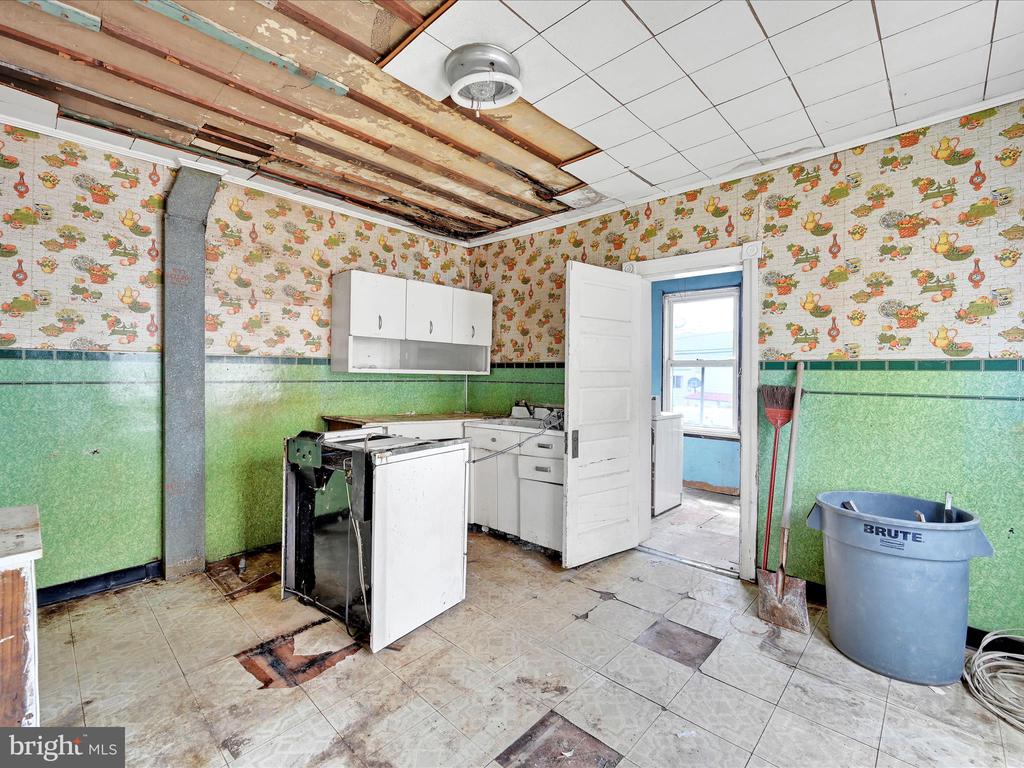 211 Cedar Ave
