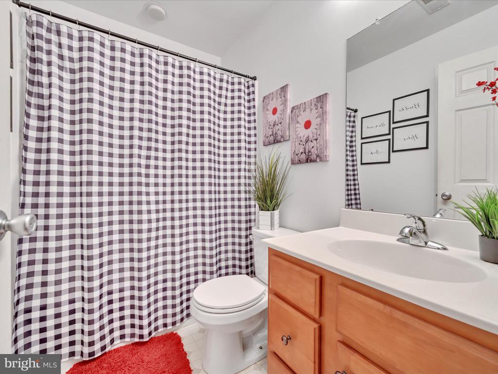 4112 Sophia Ln