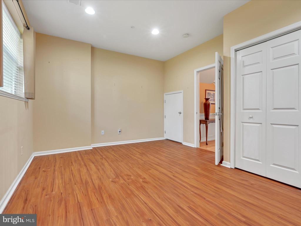 4112 Sophia Ln