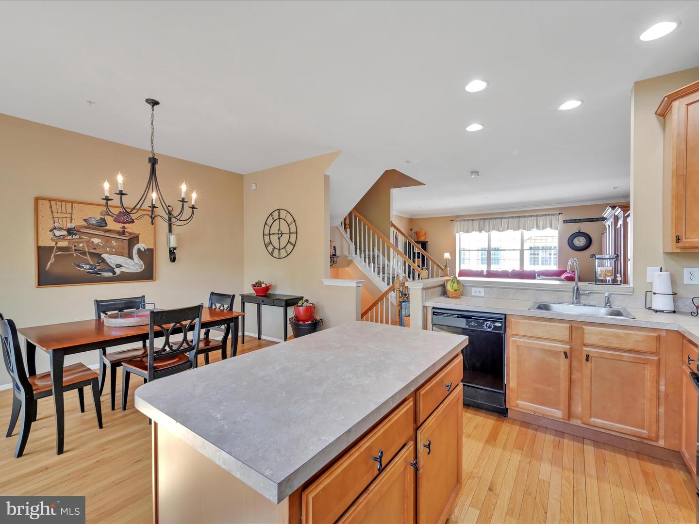 4112 Sophia Ln