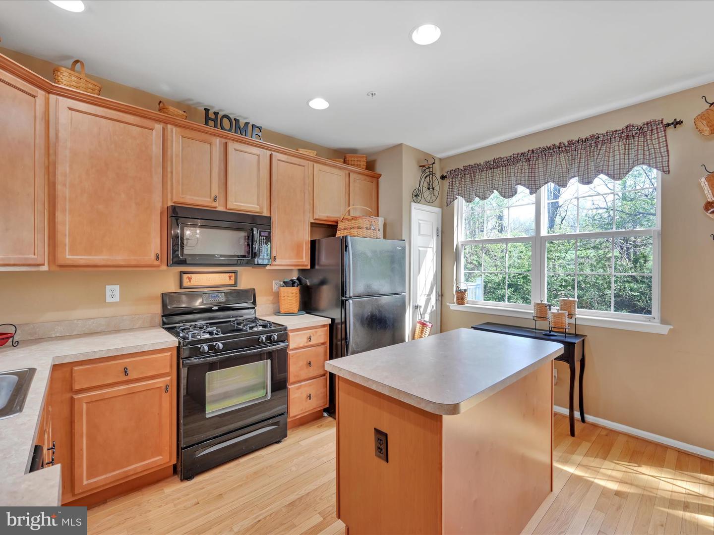 4112 Sophia Ln
