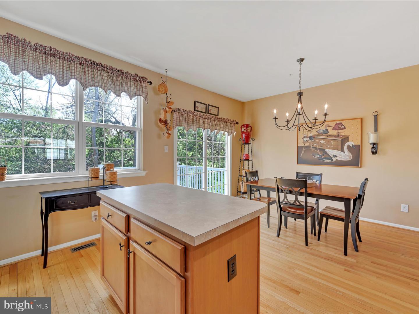 4112 Sophia Ln