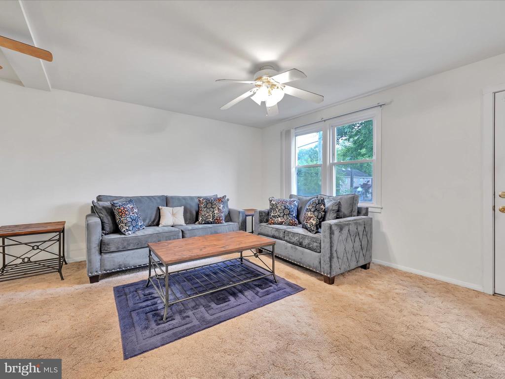 39 Benson Ave