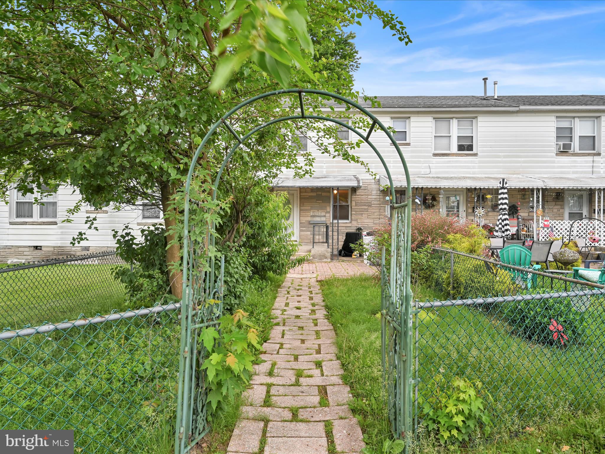 39 Benson Ave