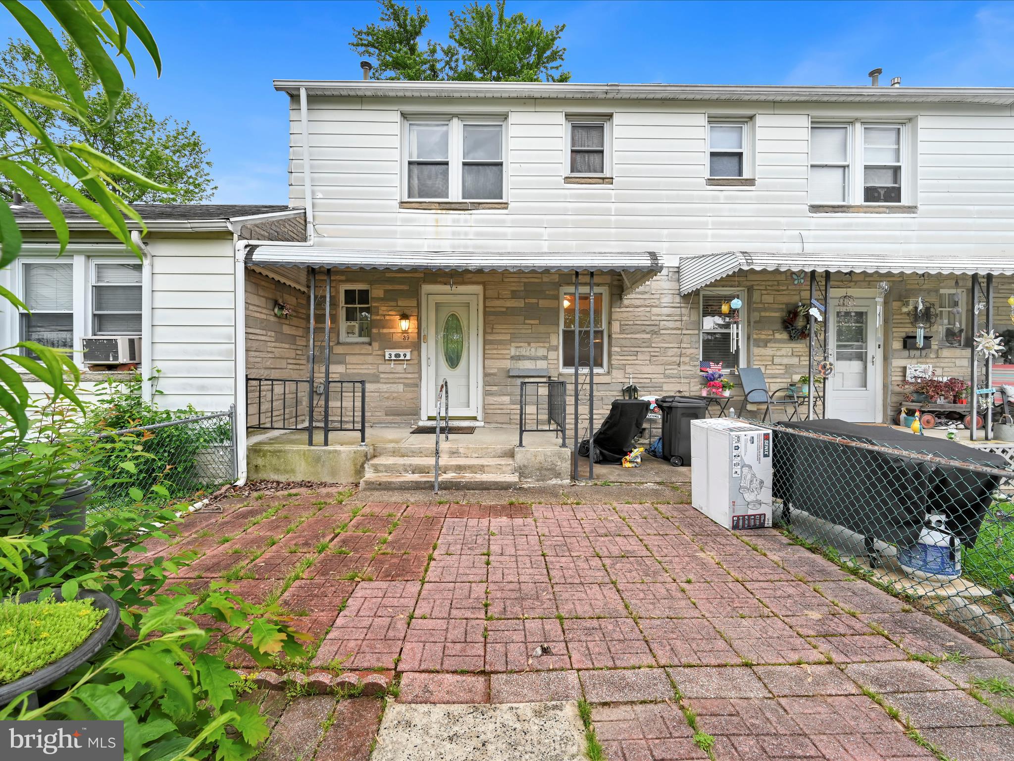 39 Benson Ave