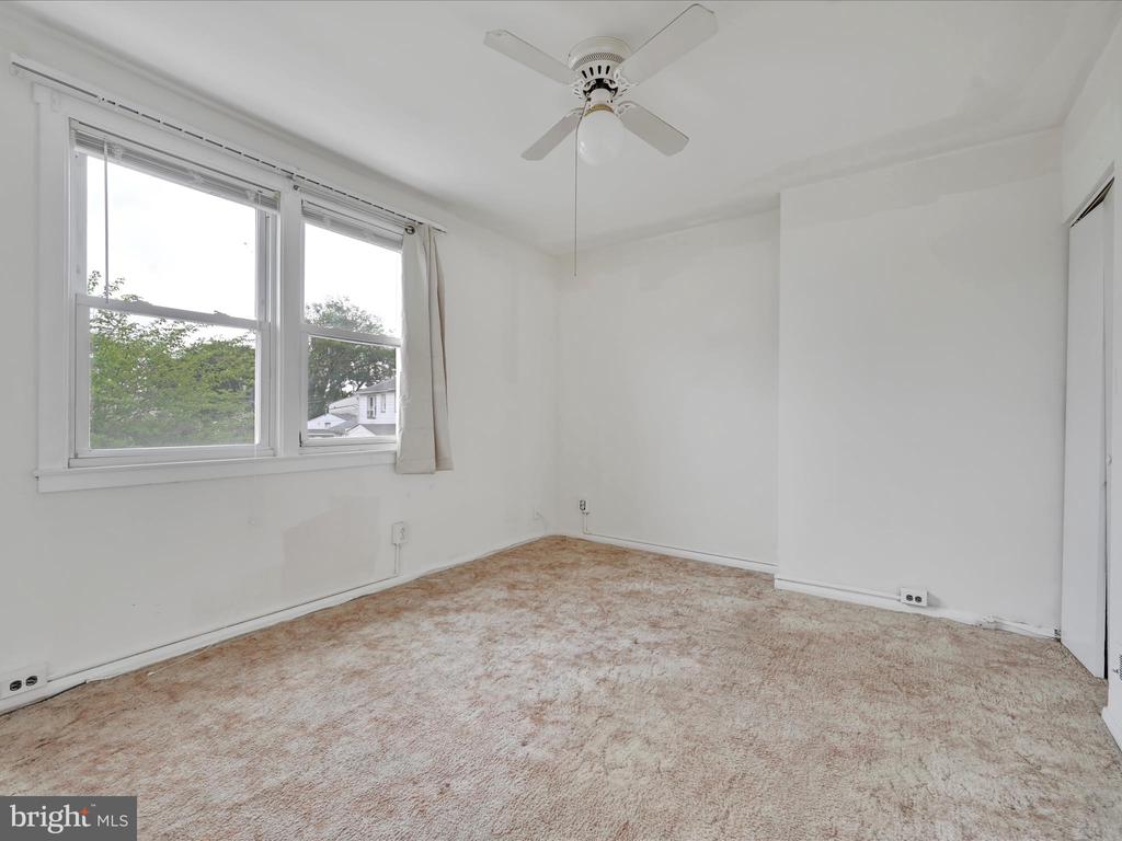 39 Benson Ave