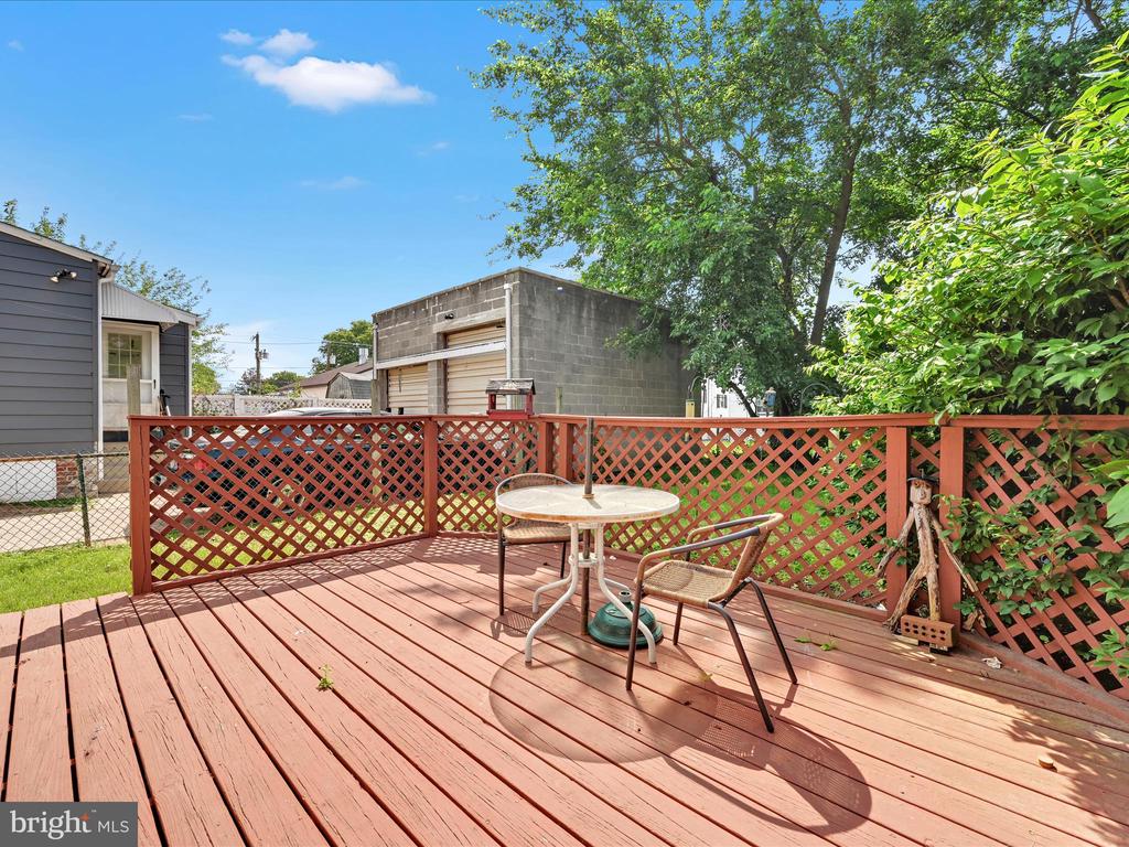 333 Seneca St