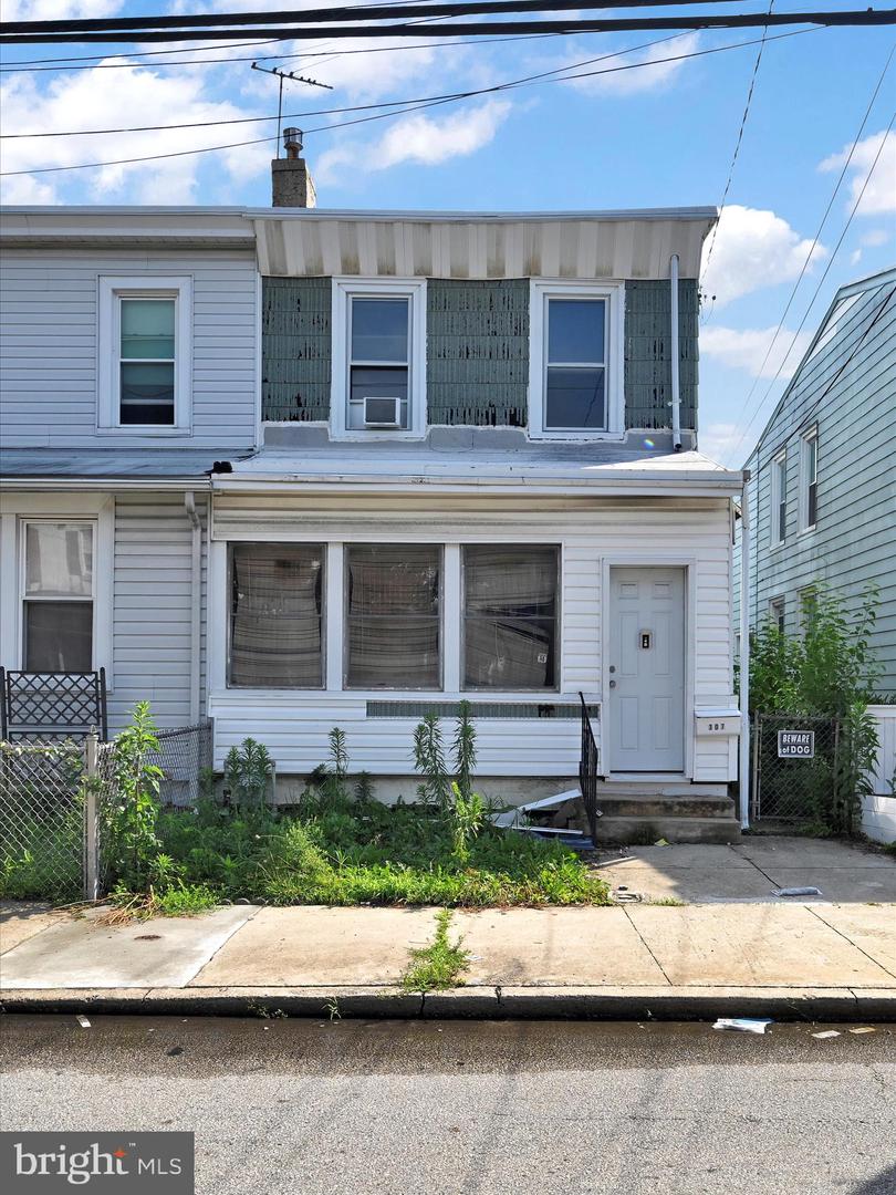 307 Edmonds Ave