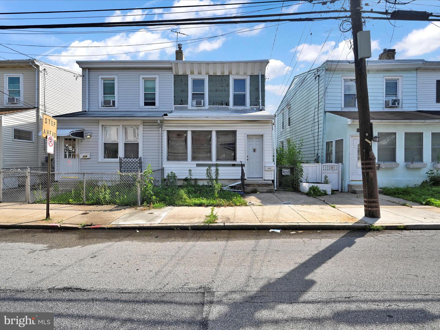 307 Edmonds Ave