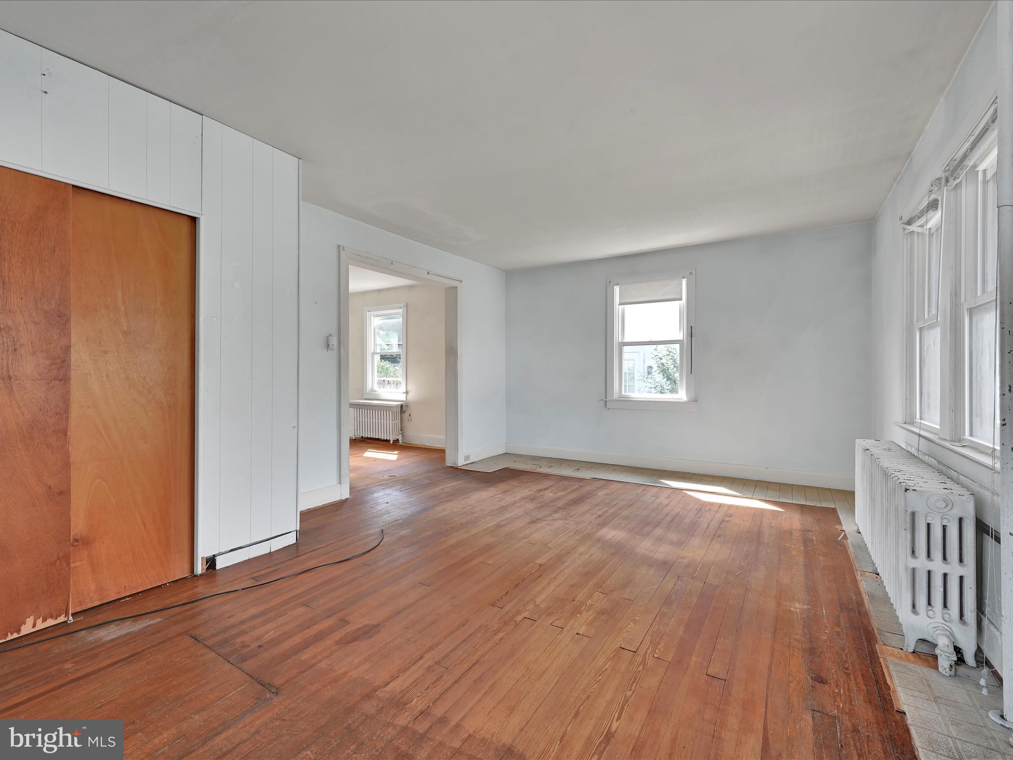 521 Blythe Ave