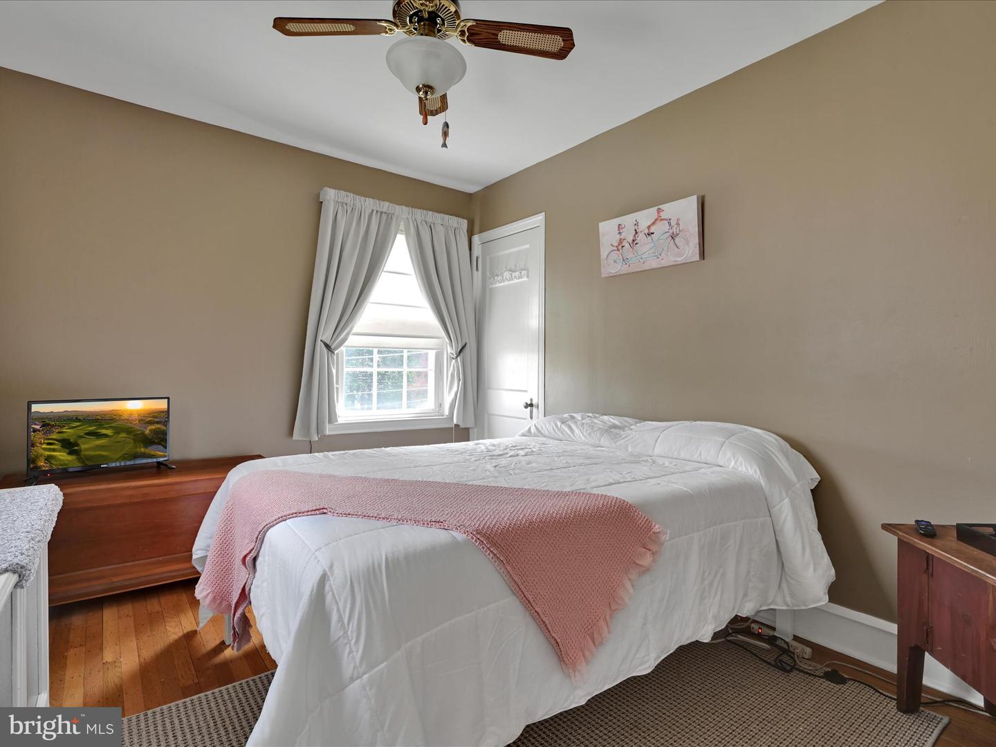 527 Hampshire Rd
