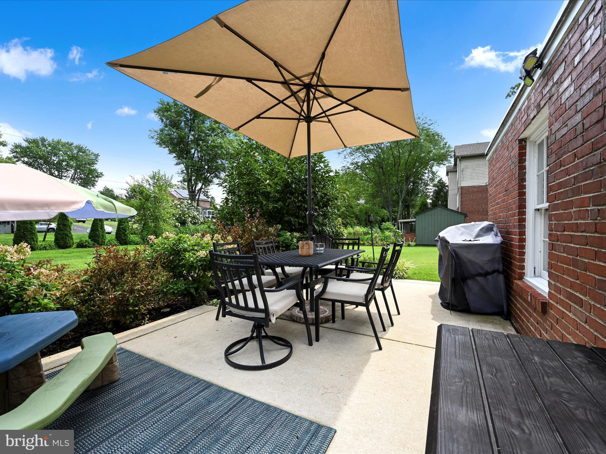 422 PALMERS LANE
