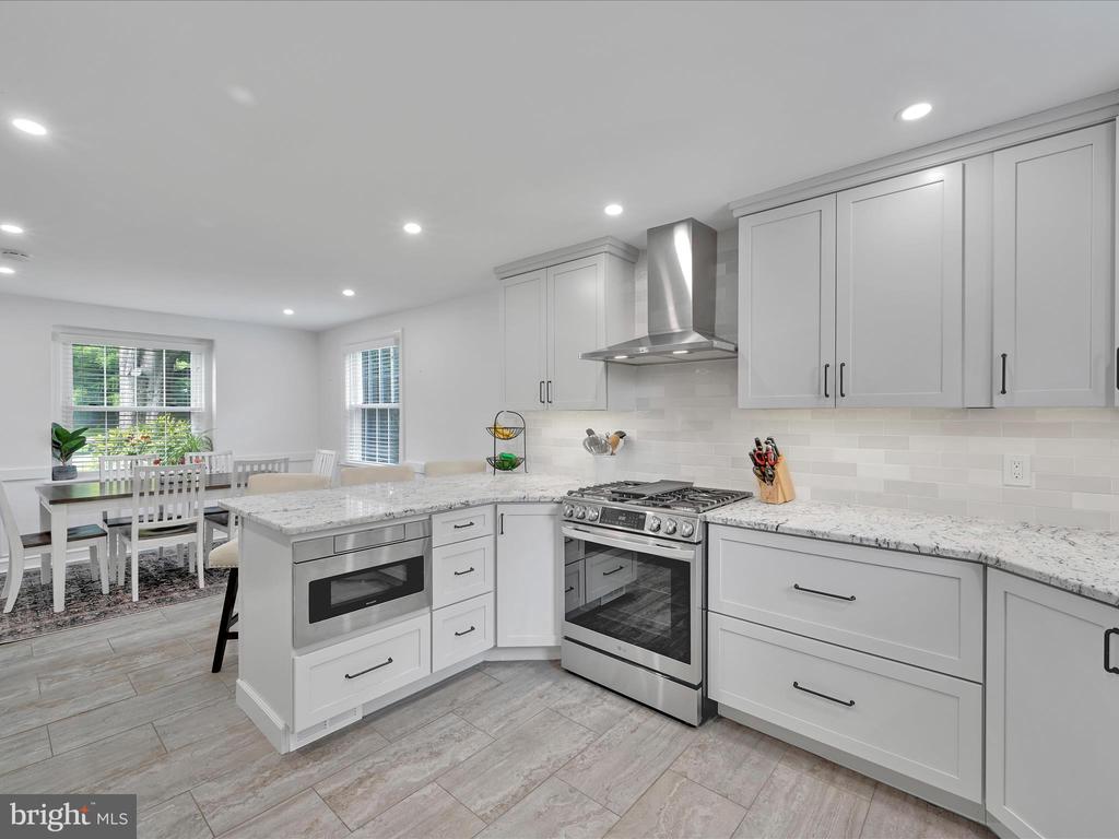 422 PALMERS LANE