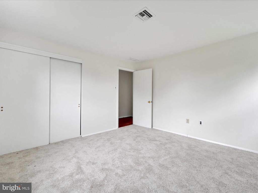 14 STONERIDGE ROAD