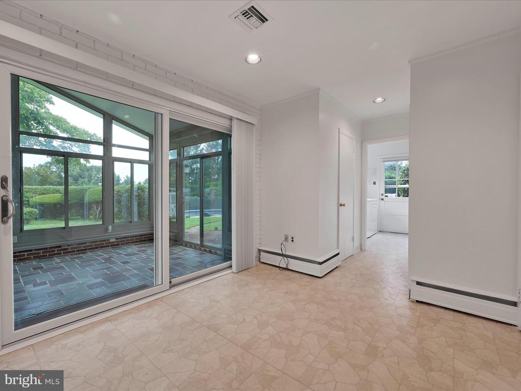 14 STONERIDGE ROAD