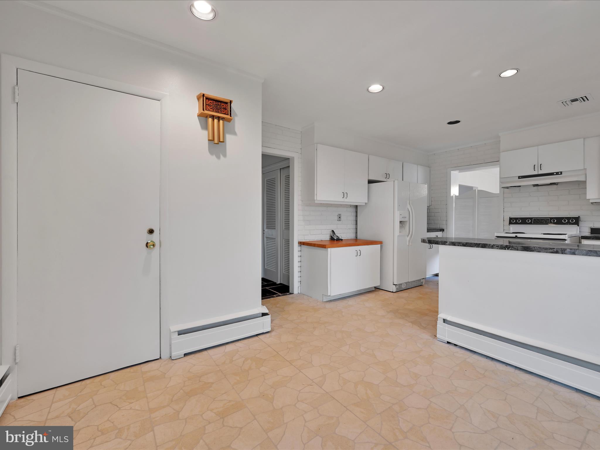 14 STONERIDGE ROAD