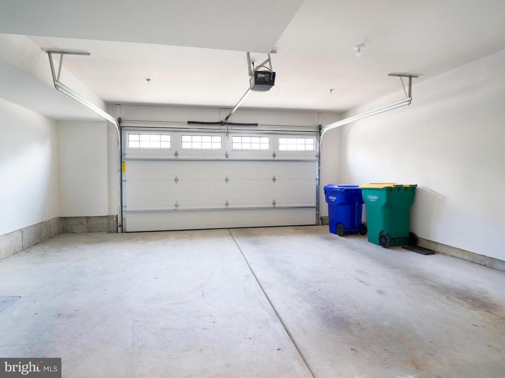 353 HORSESHOE TRAIL
