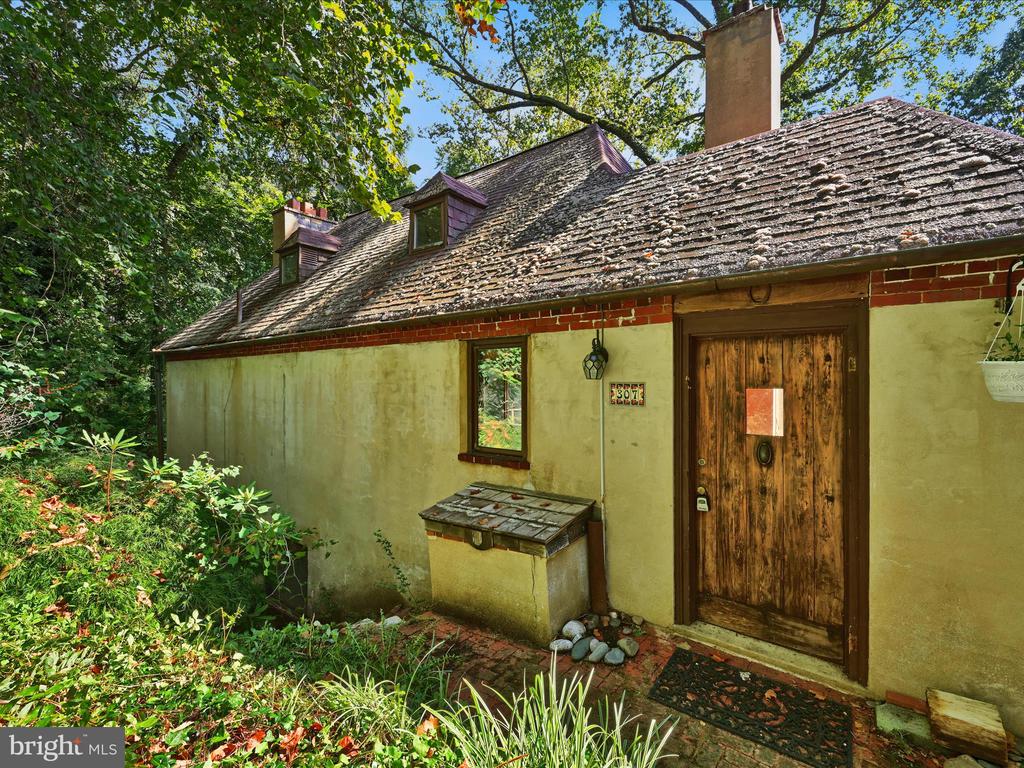 307 MOYLAN AVENUE