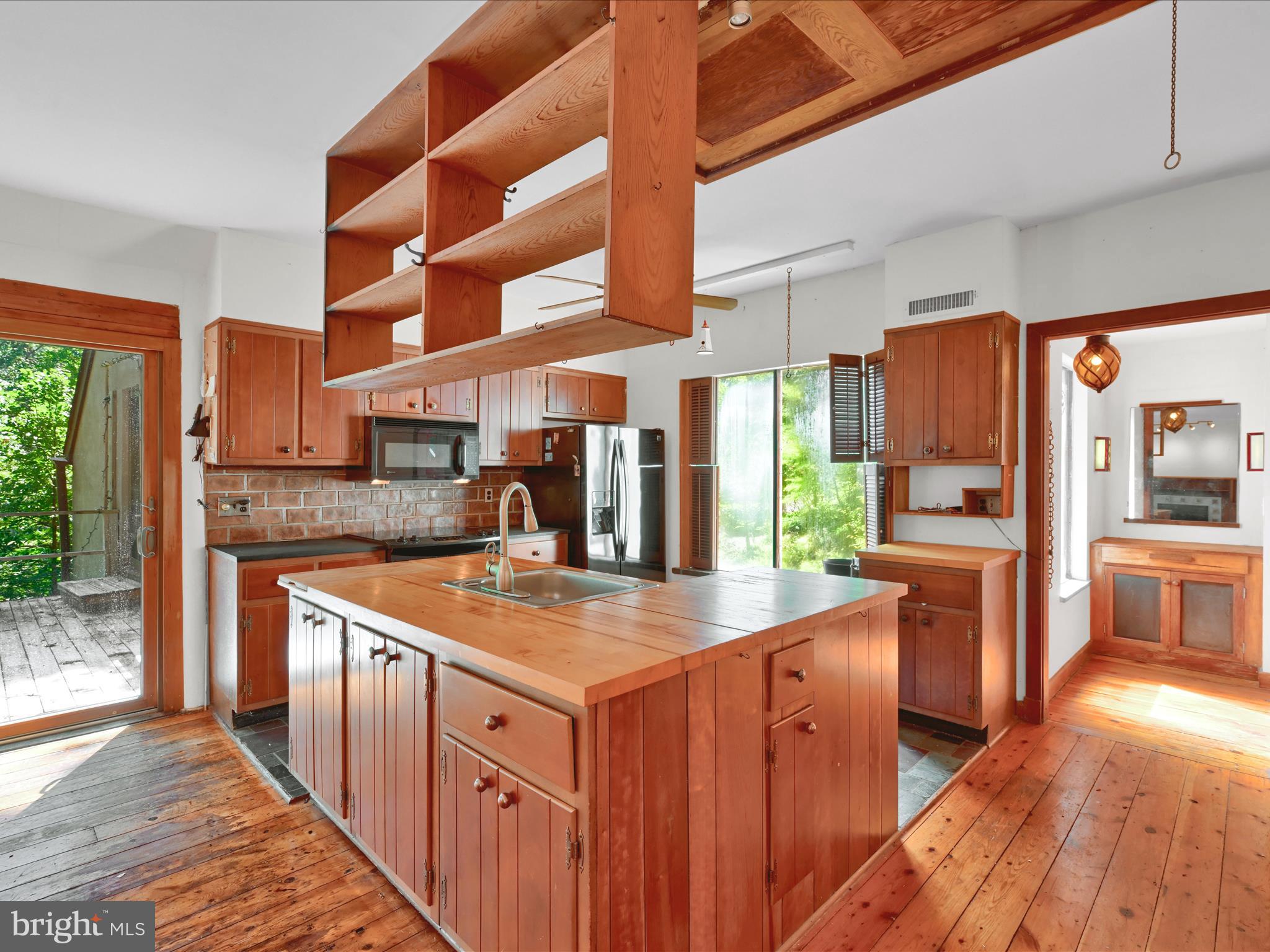 307 MOYLAN AVENUE